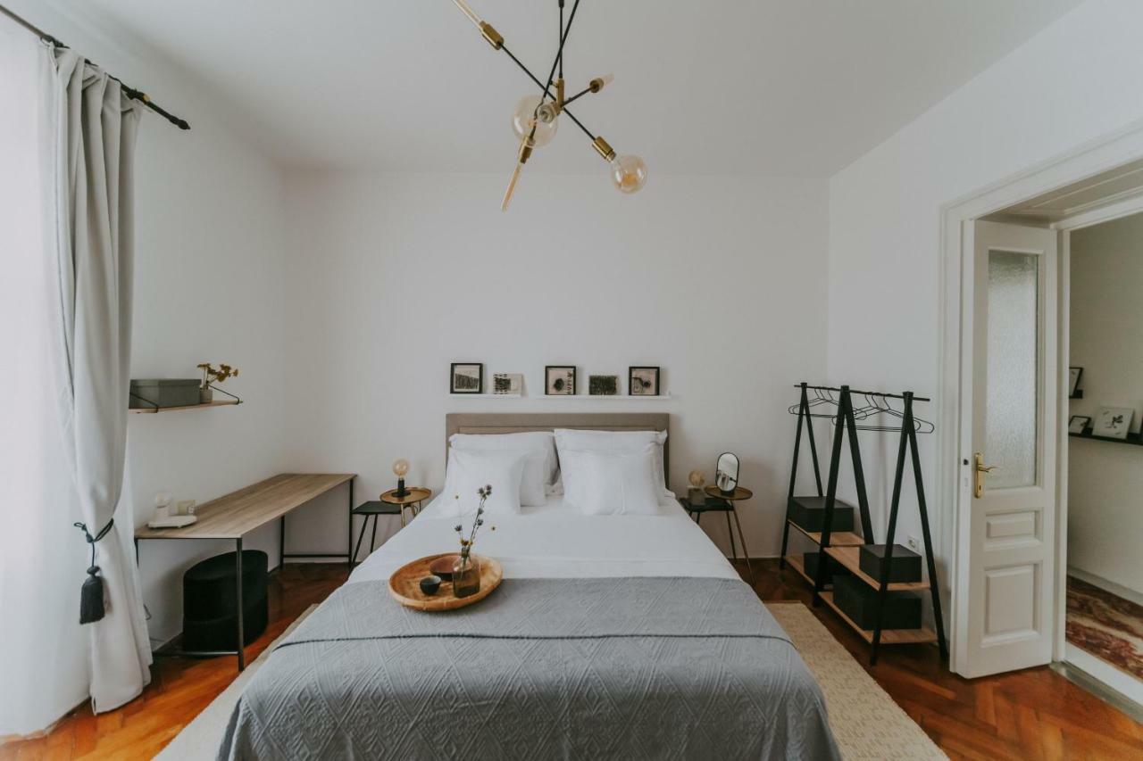 Alloro Boutique Apartment Pula Luaran gambar