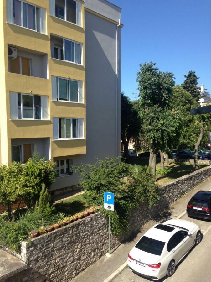 Alloro Boutique Apartment Pula Luaran gambar