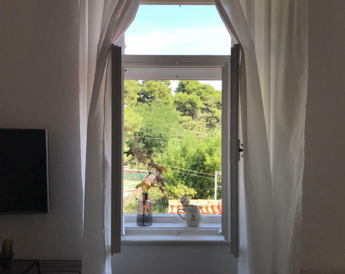 Alloro Boutique Apartment Pula Luaran gambar